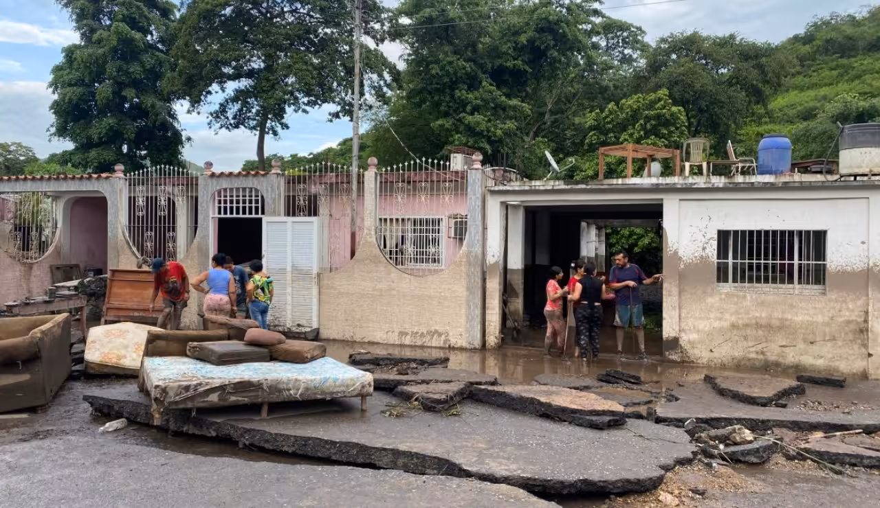 Van 7 muertos por huracán ‘Beryl’ en su paso por el Caribe