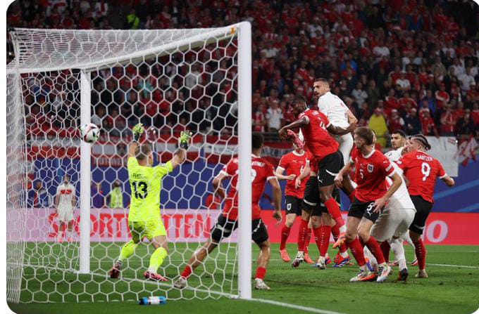 Nedim Bajrami hizo historia. Metió uno de los goles más rápidos en la Eurocopa