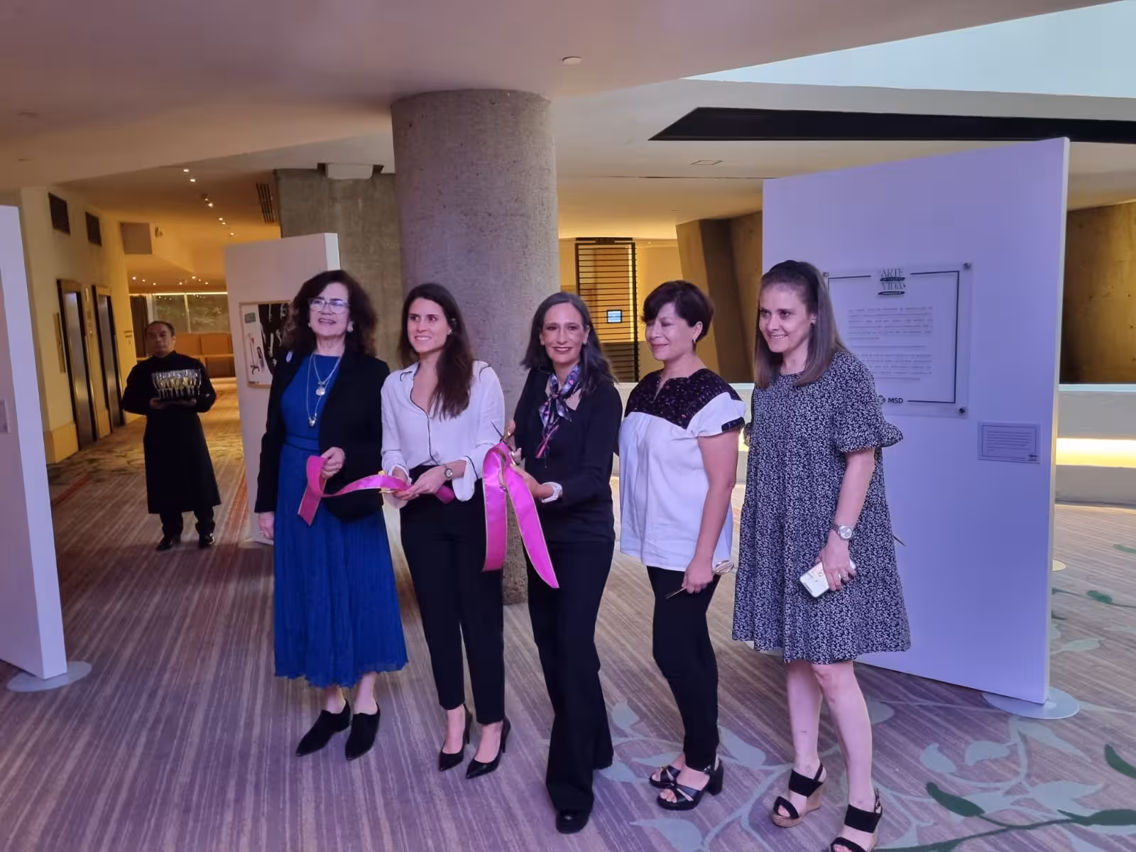 MSD en alianza con Fundación CIMA, FUCAM, AMLCC y Salvatti inauguran la exposición de pintura: el Arte de Inspirar Vida