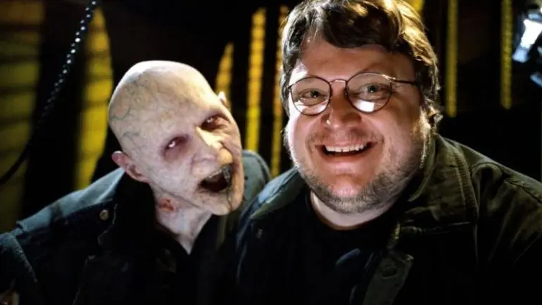 Anuncian ‘Cinevelada’ en Faro Oriente con películas del director mexicano Guillermo del Toro