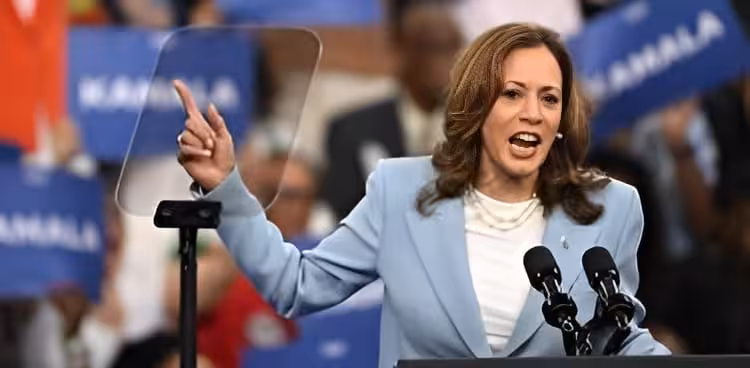 TRUMP Y HARRIS, EN UNA COMPETENCIA REÑIDA