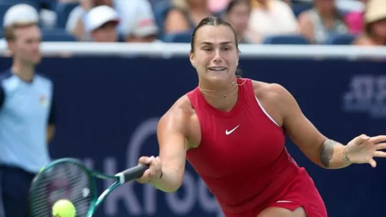 Sabalenka vence a Swiatek y espera a Badosa o Pegula en la final de Cincinnati