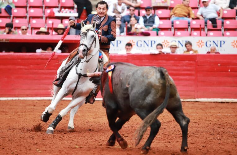 Cuauhtémoc Ayala haciendo historia en la México