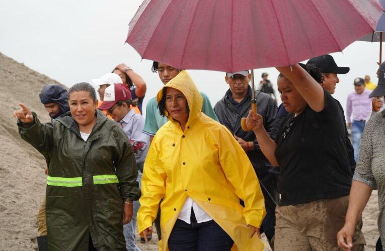 Abelina López lidera operativos de rescate tras inundaciones por el huracán John en Acapulco