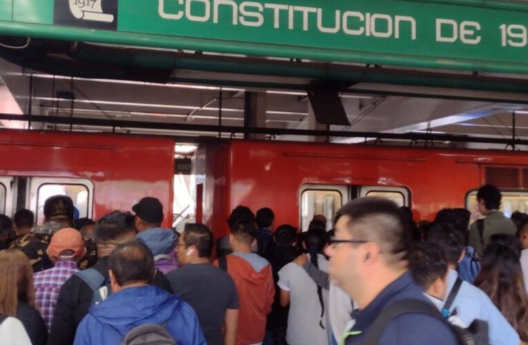 Retrasos de hasta 20 minutos en Línea 8 del Metro