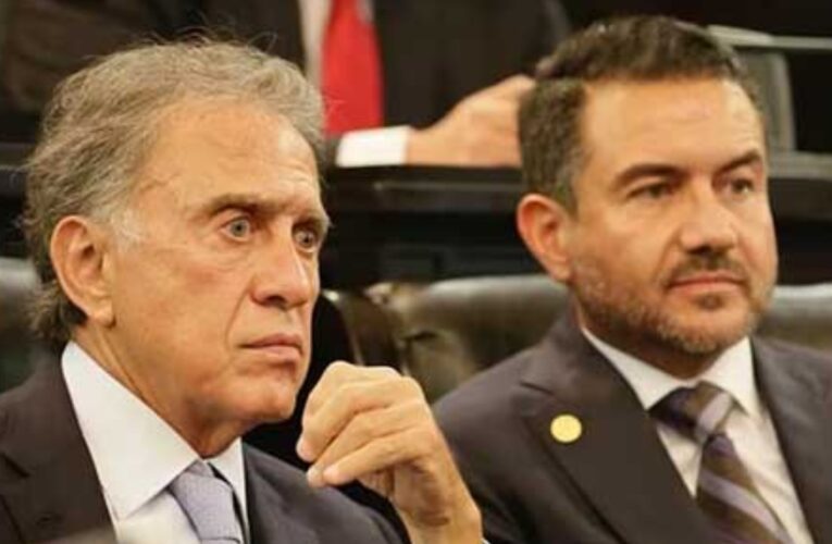 Prefiere AMLO callar sobre expulsión de los Yunes del PAN