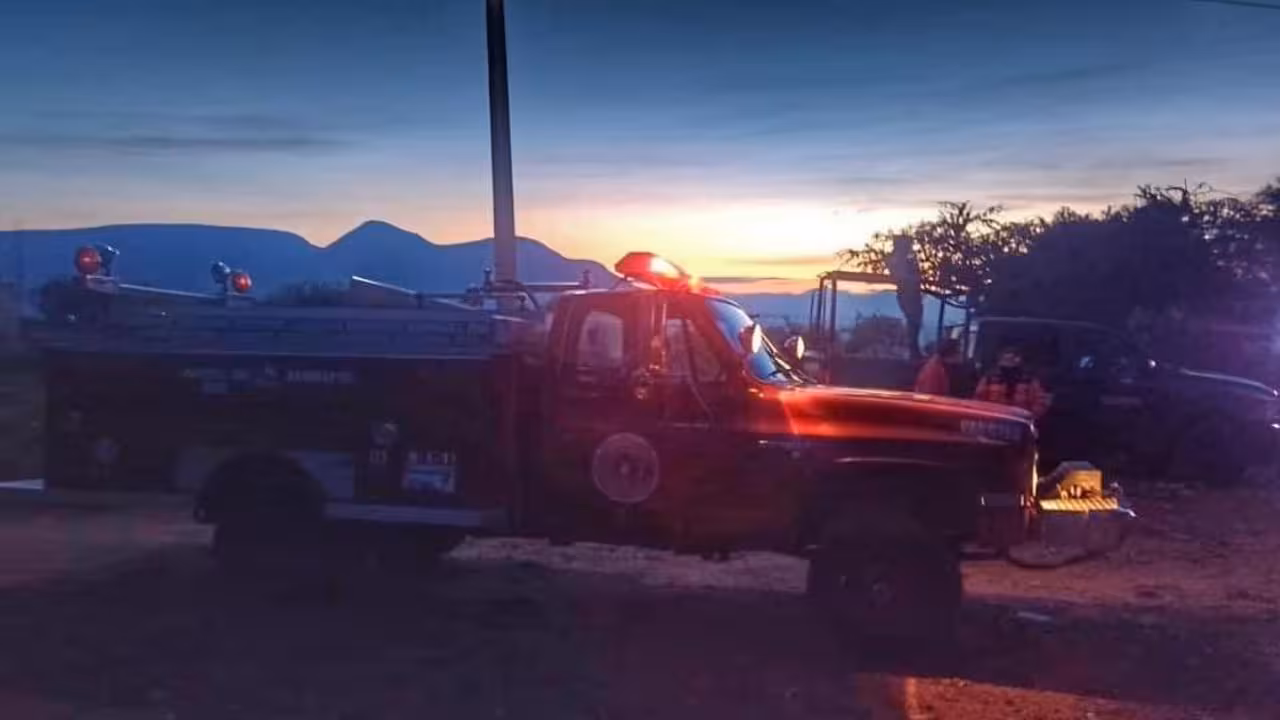 Fuga de combustible por toma clandestina provoca evacuación en Tetepango, Hidalgo