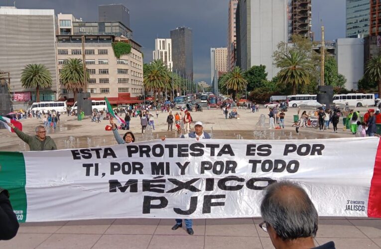 Trabajadores del Poder Judicial marchan en el día de Sheinbaum