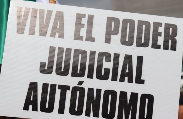 Ordenan al INE pausar proceso electoral del Poder Judicial