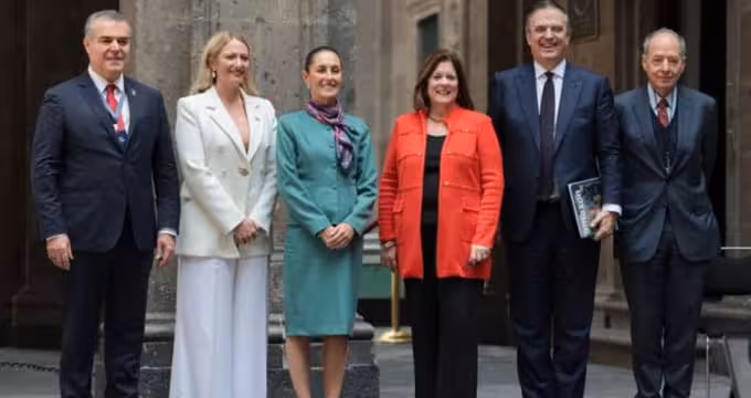 EMPRESARIOS DE EU Y MÉXICO ANUNCIAN UNA HISTÓRICA INVERSIÓN DE 20 MIL MDD.