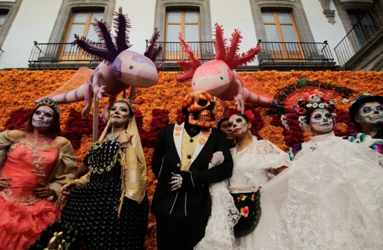 FESTIVIDADES DE DÍA DE MUERTOS DEJARÁN DERRAMA DE 2 MIL MILLONES DE PESOS