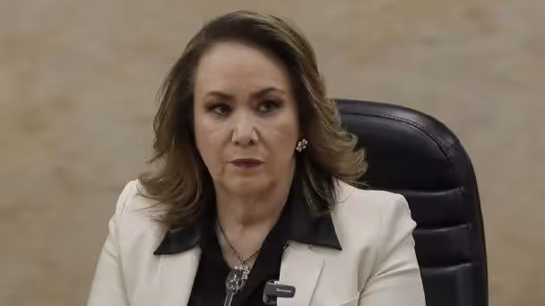 CASO YASMÍN ESQUIVEL: UN JUICIO QUE PONE EN DUDA LA AUTONOMÍA DE LA UNAM