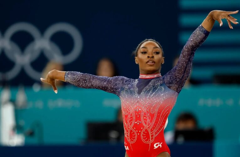 SIMONE BILES, DEPORTISTA DEL AÑO 2024 POR SPORTS ILLUSTRATED