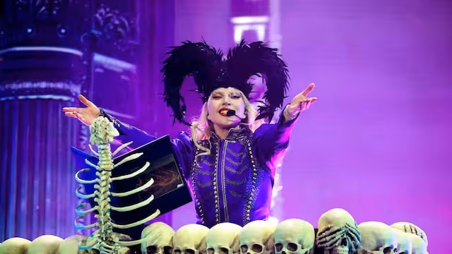 LADY GAGA ARRASA EN COACHELLA 2025 CON SU SHOW LEGENDARIO