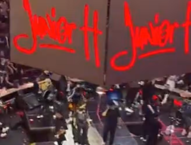 SE APLICA LEY Y CENSURAN A JUNIOR H EN PLENO SHOW