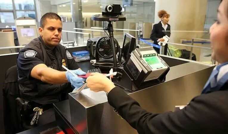 EU IMPONE VETO MIGRATORIO A 12 PAÍSES Y RESTRINGE A OTROS 7 POR SEGURIDAD NACIONAL