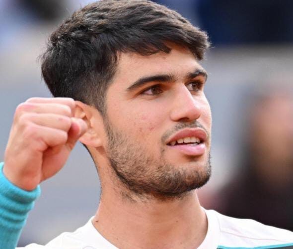 CARLOS ALCARAZ: RENACE  UNA LEYENDA DE LAS CENIZAS Y CONQUISTA ROLAND GARROS
