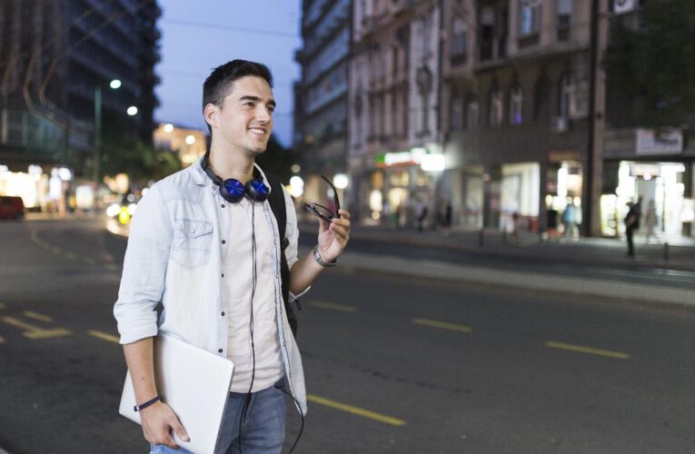 LA EDUCACIÓN AL RITMO DE TU VIDA: ASÍ SE ESTUDIA UNA CARRERA CON MAPS DE TECMILENIO