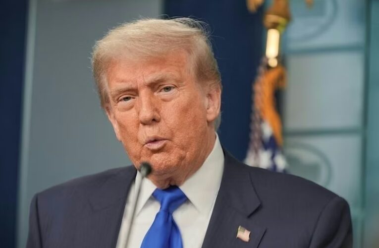 ORDENA TRUMP CORTAR FONDOS  A ONG REBELDES QUE APOYAN PROTESTAS EN EU