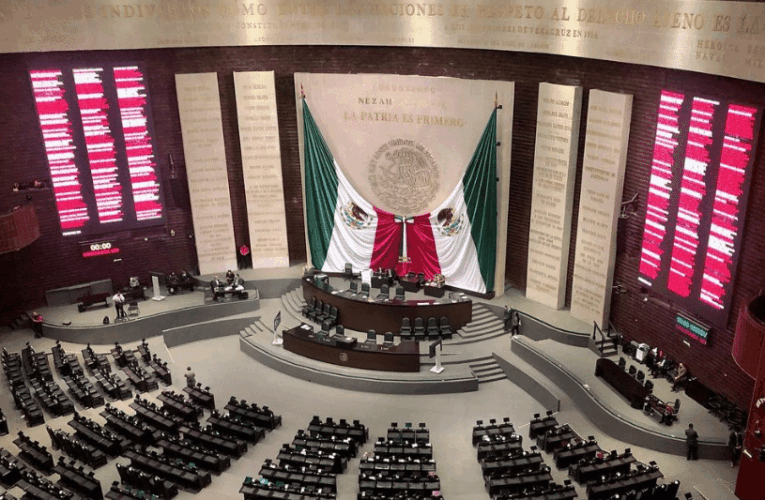 Colapsa el recinto: Senado adapta salón para 881 nuevos jueces