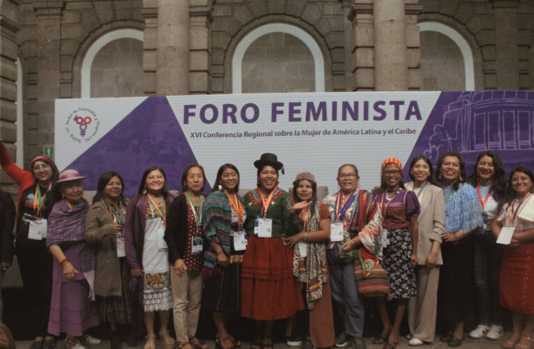 Feministas exigen compromisos reales