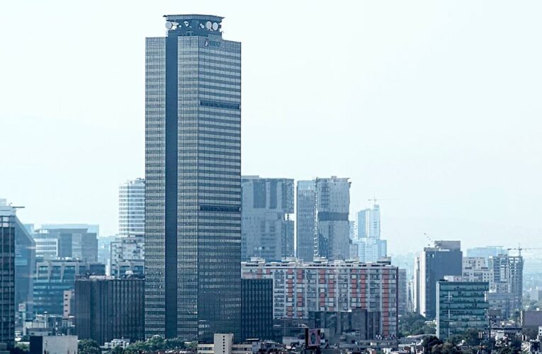 Va Hacienda por nueva acción para Pemex