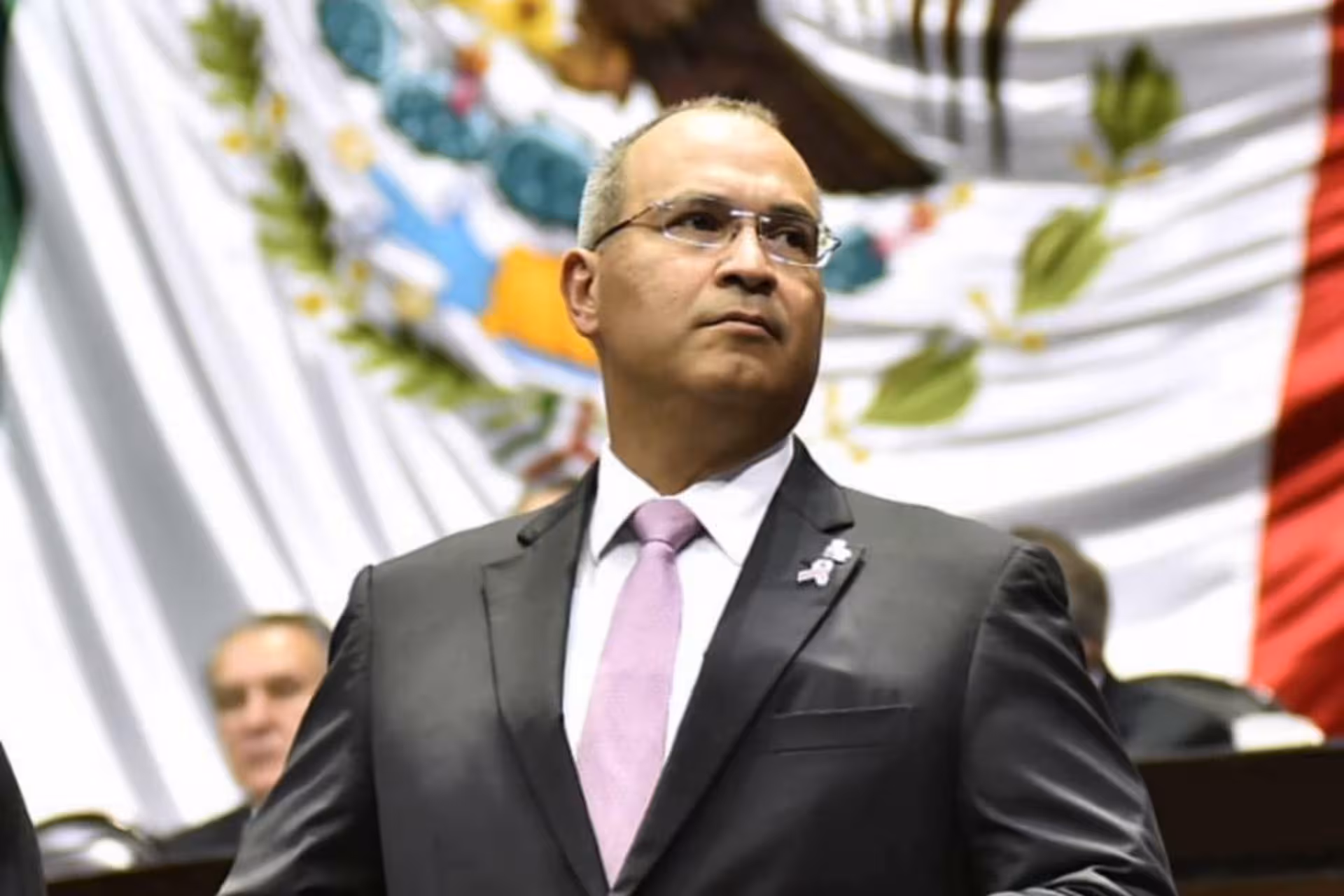 Detienen a exjefe de Pemex en Texas; será deportado