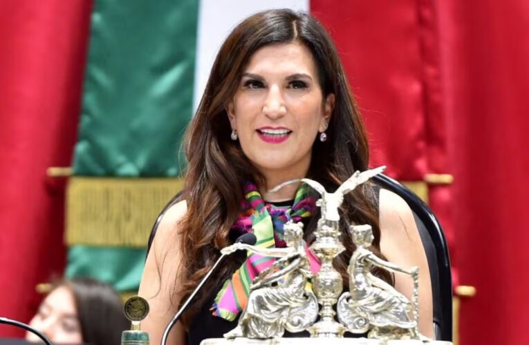 Kenia López Rabadán asume la presidencia de la Cámara de Diputados en un hecho histórico para el Congreso