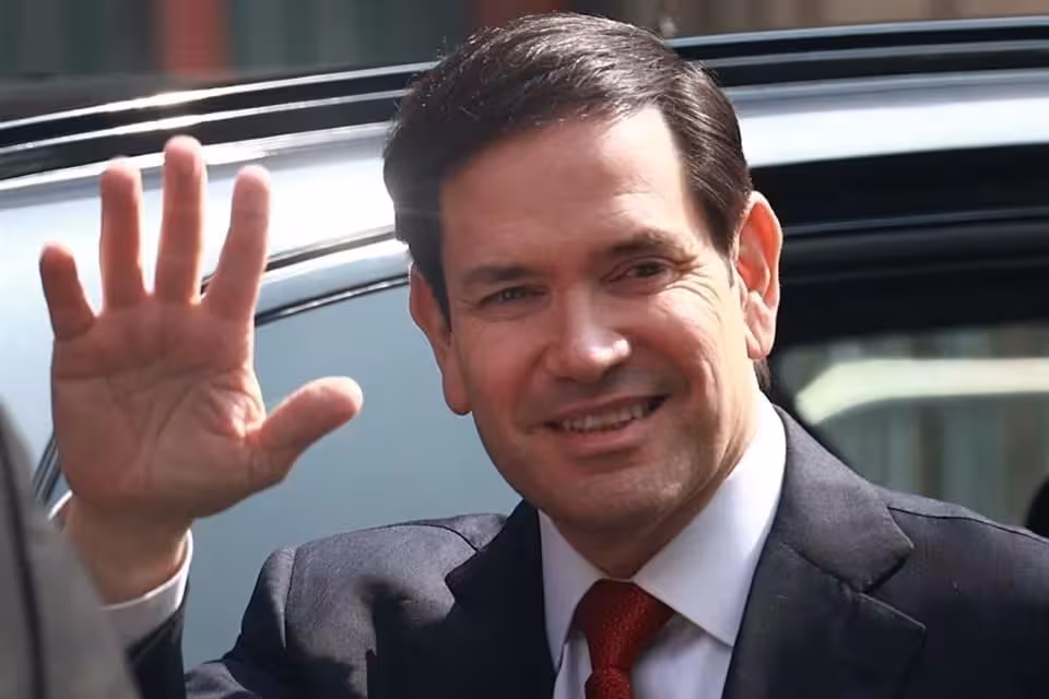 Rubio insta a Sheinbaum a eliminar barreras comerciales y fortalecer la cooperación bilateral