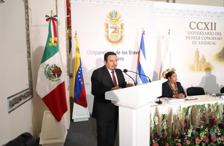 Conmemoran en Guerrero el 212 aniversario del Primer Congreso de Anáhuac y rinden homenaje a Ifigenia Martínez