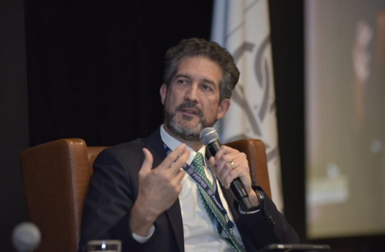 FIMPES otorga reconocimiento a Tecmilenio por integridad académica y formación ética