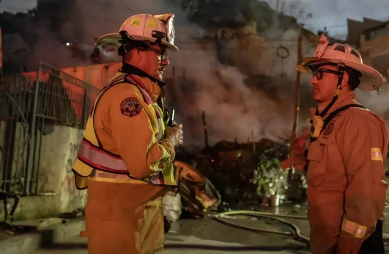 Incendio en barda de Refinería Olmeca genera versiones encontradas