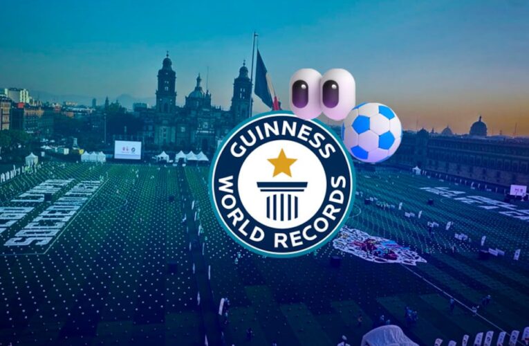 Más de 10 mil personas rompen récord Guinness con clase de fútbol masiva en el Zócalo de la CDMX