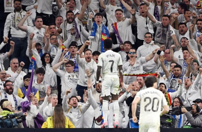 Real Madrid supera 3-2 al Atlético en un derbi marcado por polémicas y expulsión