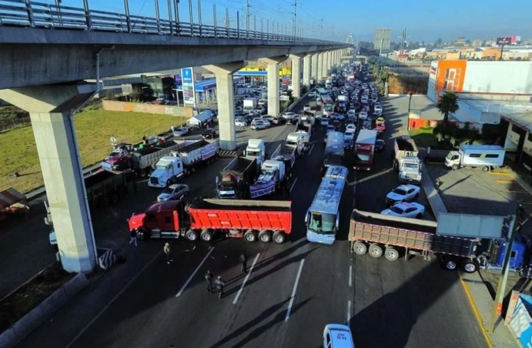 Transportistas y campesinos convocan paro nacional para el 6 de abril