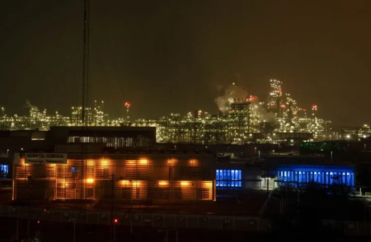 Incendio en Dos Bocas deja 5 muertos