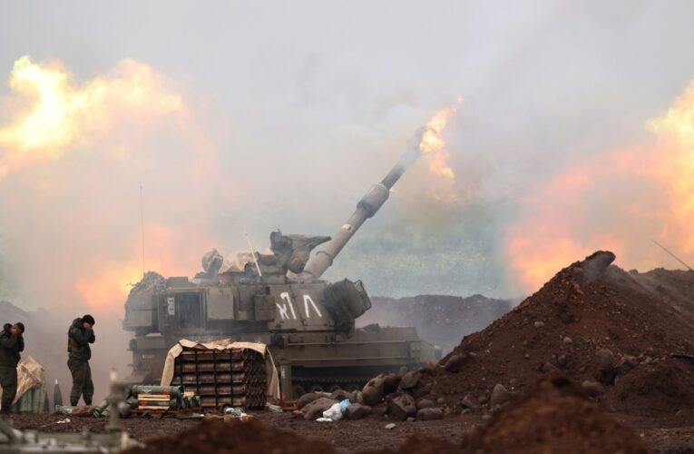 Israel anuncia operación para destruir puentes en Líbano mientras ataque a hospital en Sudán deja 64 muertos