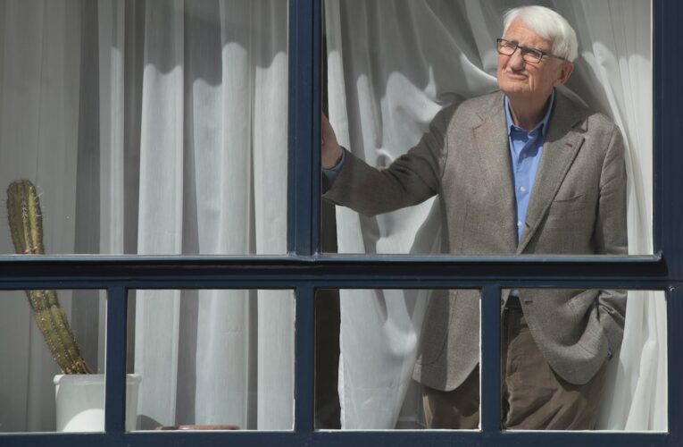 Muere Phil Campbell, legendario guitarrista de Motörhead, a los 64 años