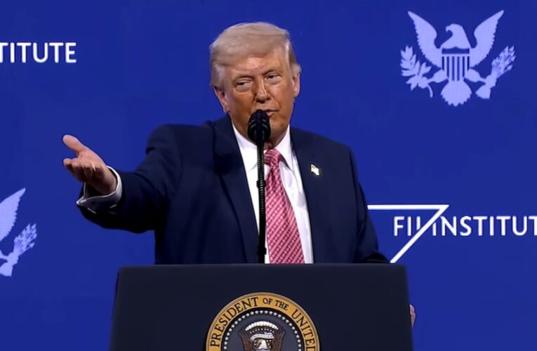 Anuncia Sheinbaum sistema de alerta permanente tras derrame en el Golfo de México