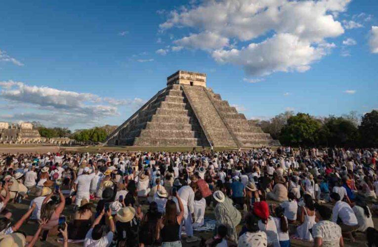 Más de 15 mil personas celebran el Equinoccio de Primavera en Chichén Itzá