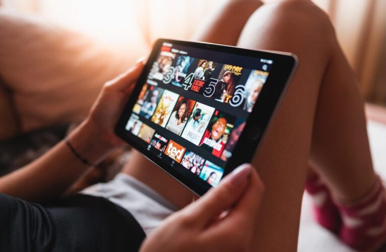 Aprueban leyes de infraestructura estratégica y protección laboral para sector creativo