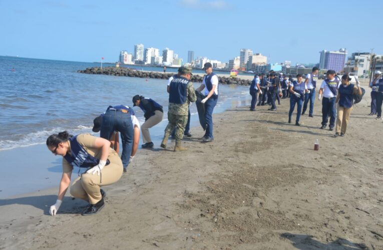 Gobierno y ONG discrepan sobre origen y magnitud del derrame de hidrocarburos en el Golfo
