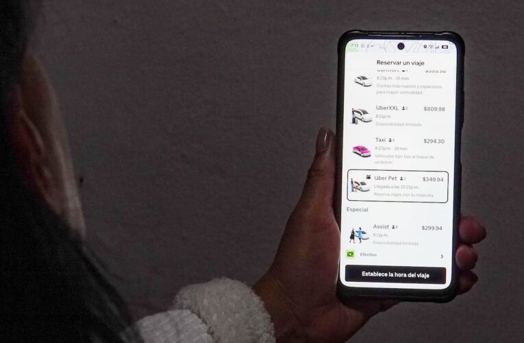 Semovi advierte que alianza entre Uber y taxis concesionados carece de marco normativo en CDMX