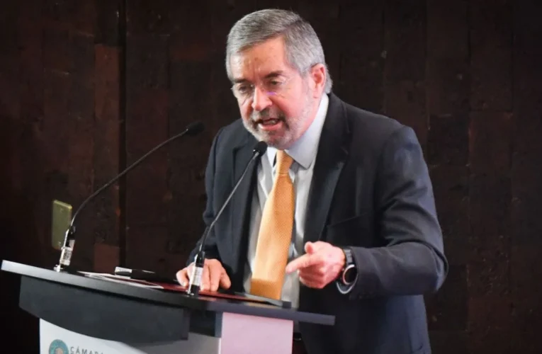 México reafirma envío de ayuda humanitaria a Cuba y defiende su política exterior