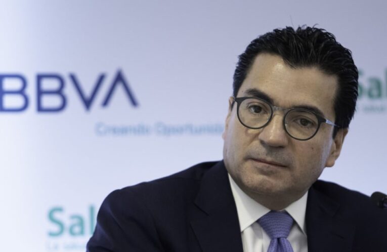 Tres jóvenes, hijos de ejecutivos de BBVA y AT&T, mueren en accidente vial en Valle de Bravo